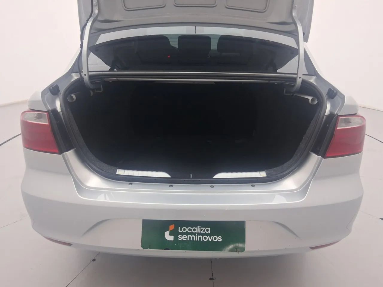 Volkswagen Voyage 1.0 Flex 12V 4p, foto 9 de 18