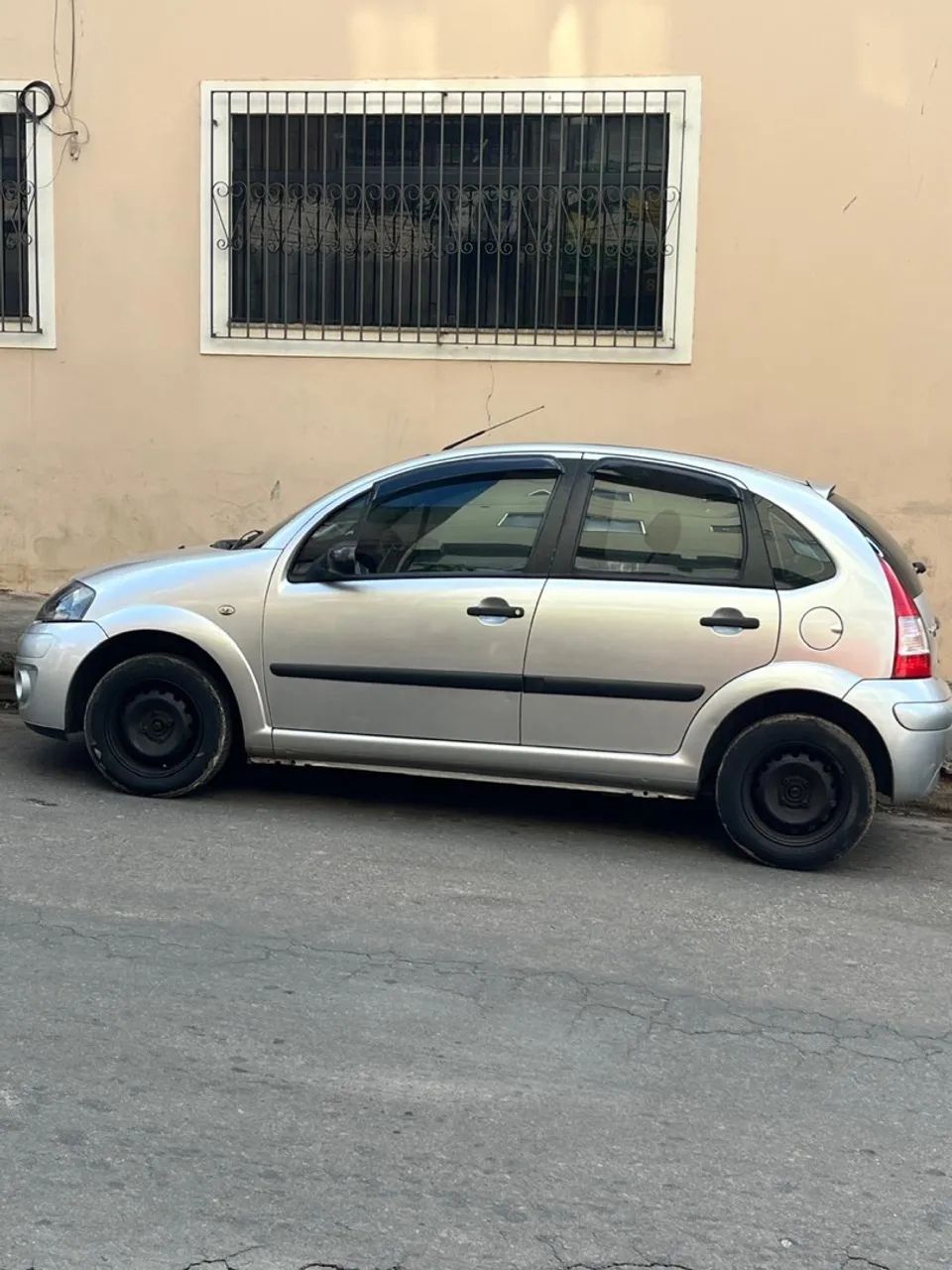 Citroën C3 GLX 1.4/ GLX SONORA 1.4 FLEX 8V 5P 2010