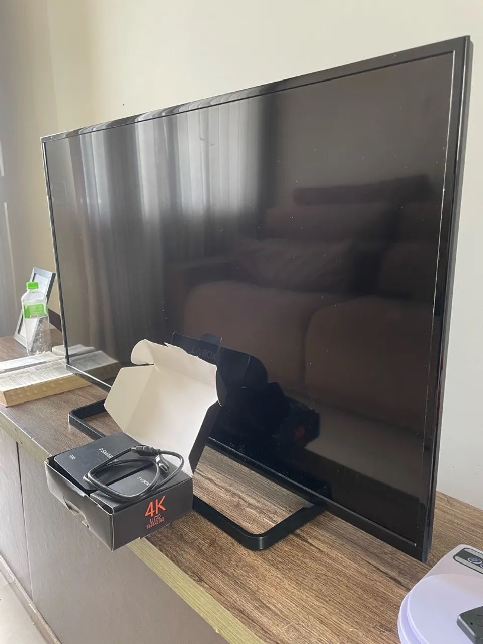 TV Panasonic 39" + Smart TV Box 4K  - Foto 3