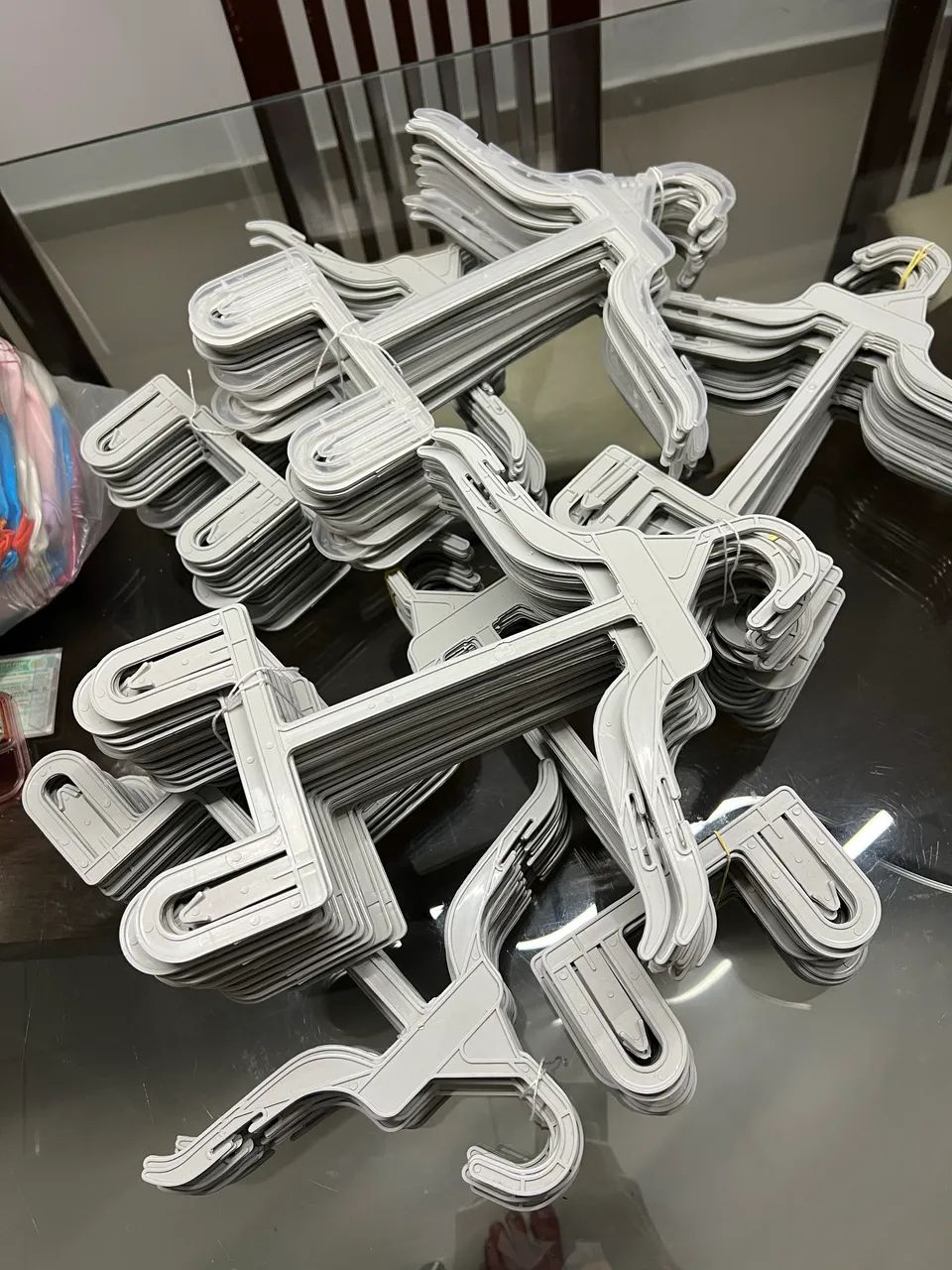 190,00 Cabides para conjuntos infantis R$ 190,00