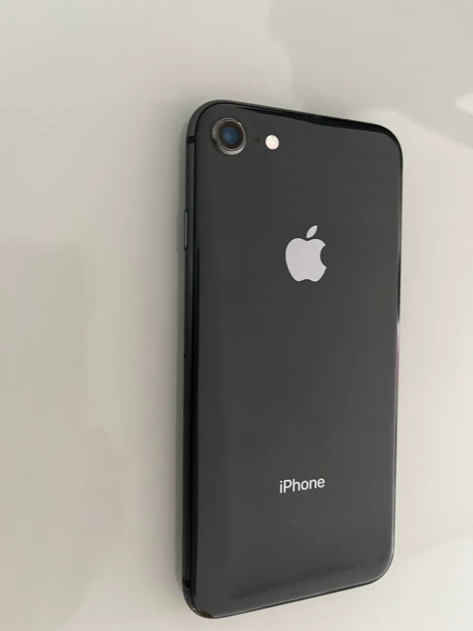 iPhone 8 64g - Foto 2