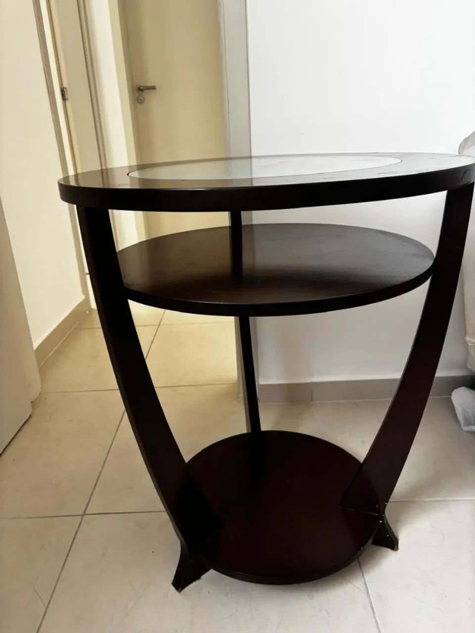 Vendo Aparador e mesa lateral  - Foto 3