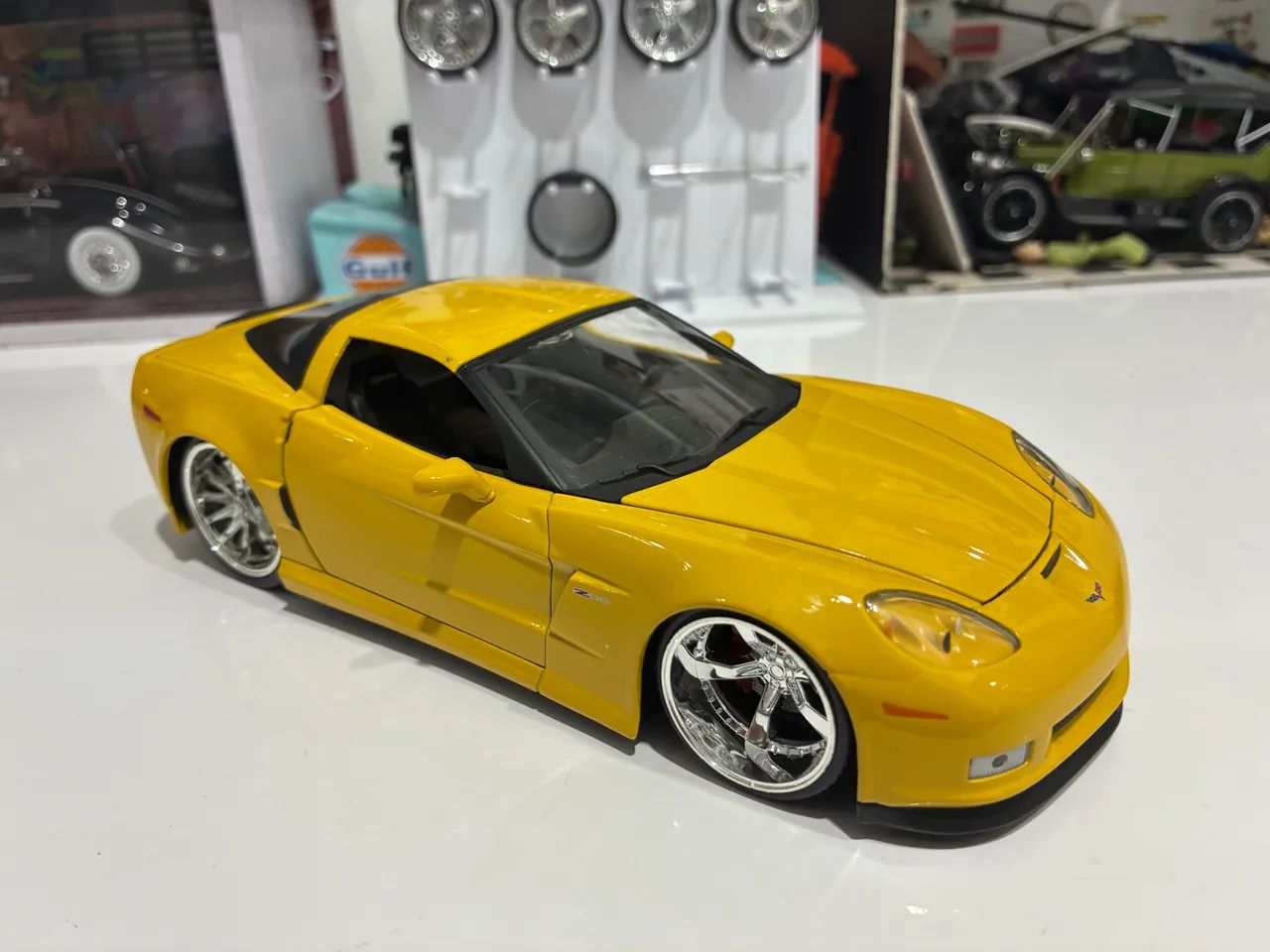 Miniatura corvette amarela  - Foto 4