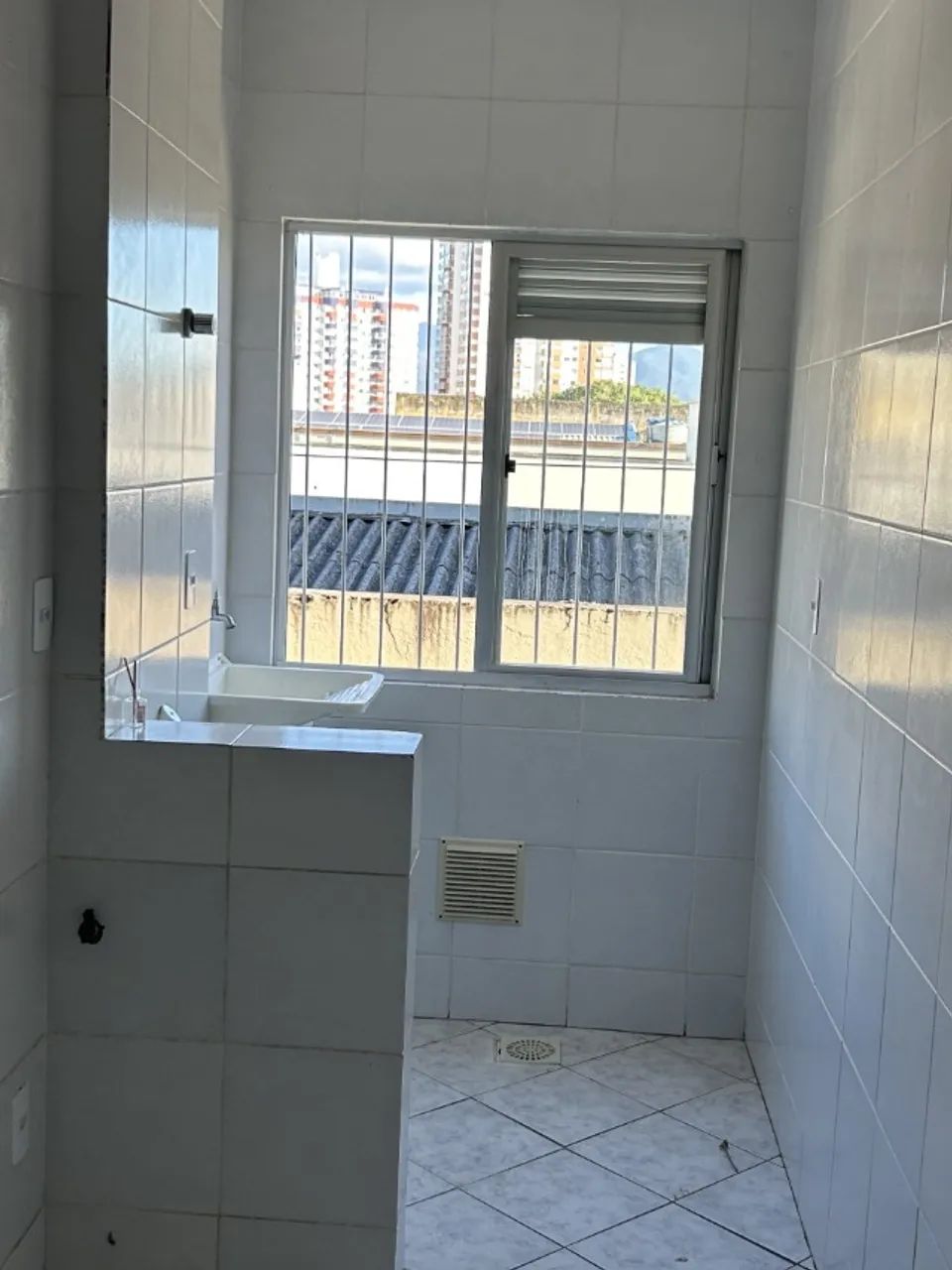 apto grande, de 1 quarto no centro de Palhoça - Foto 6