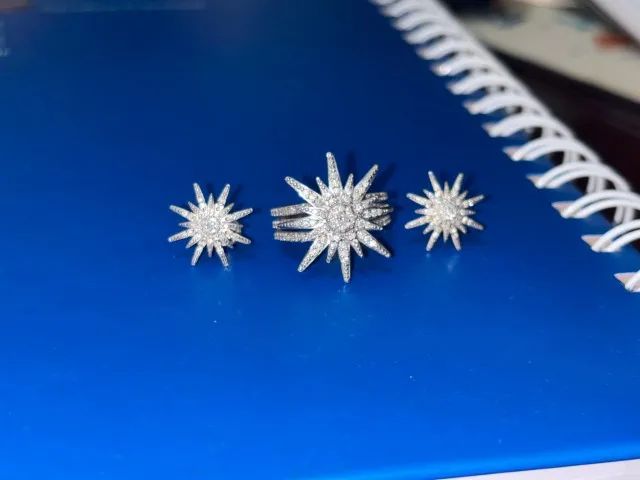 Conjunto anel e brincos grife Monte Carlo - Ouro e Diamantes, Lindos!