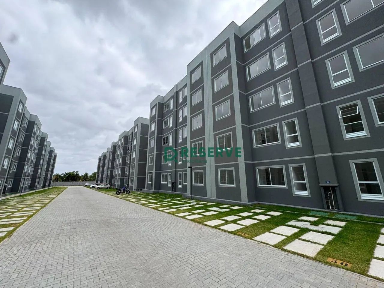 Apartamento para alugar com 02 quartos no Eusébio/CE