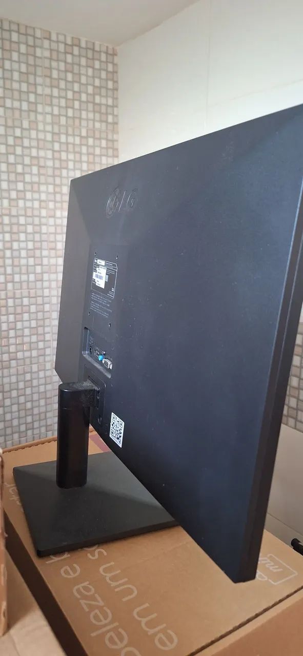 Monitor LG 24" Full HD 75 Hz - Foto 5