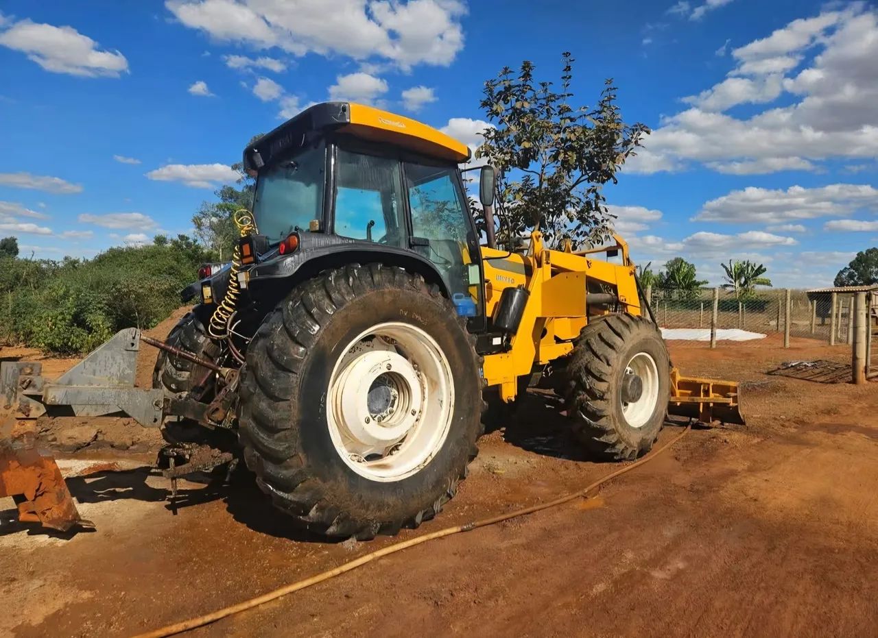 VALTRA TRATOR BH 180 - Foto 2