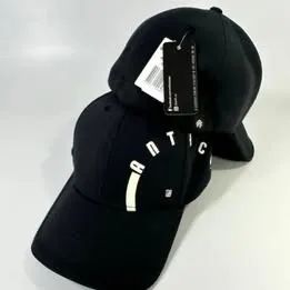 BONÉ GLOW PRETO (FECHADO)