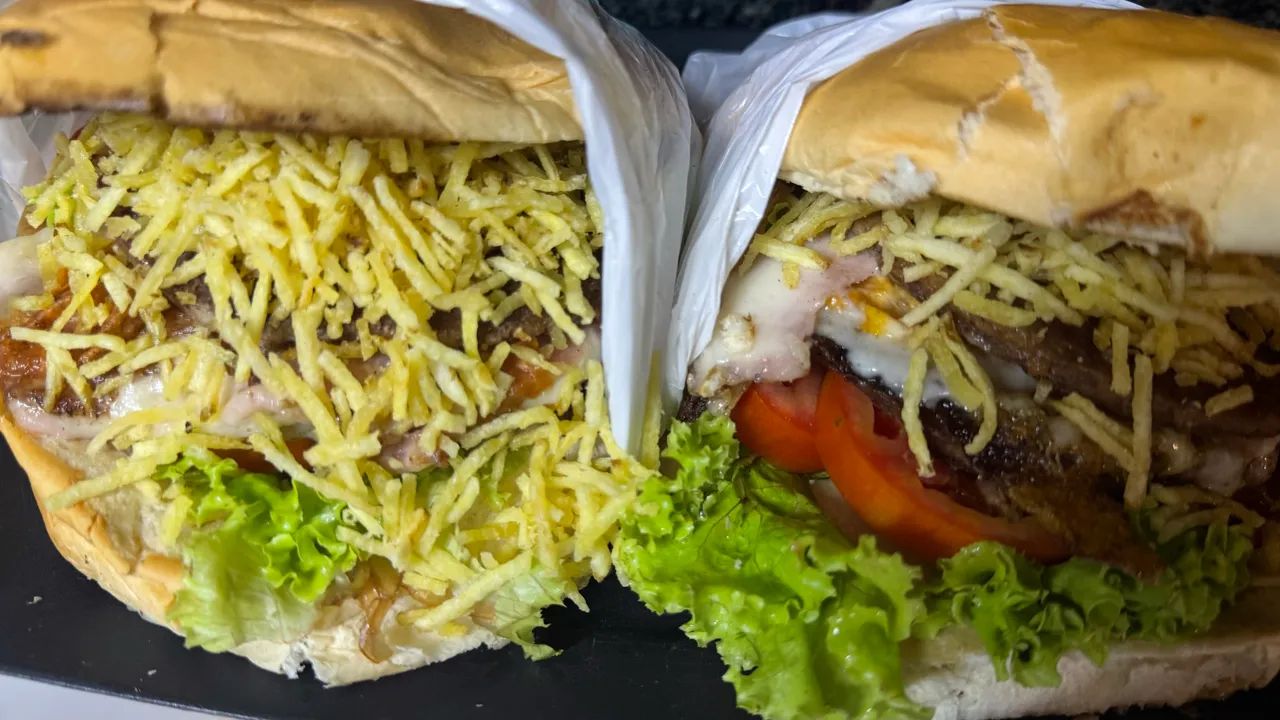 Cozinheira, Chapeira e Atedente 