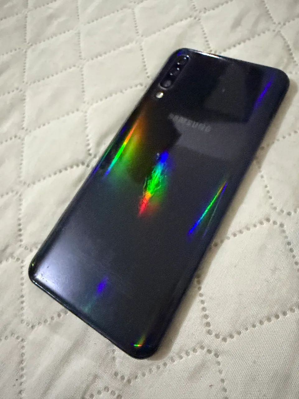 Samsung A50 - Usado + c/ defeito - Foto 3