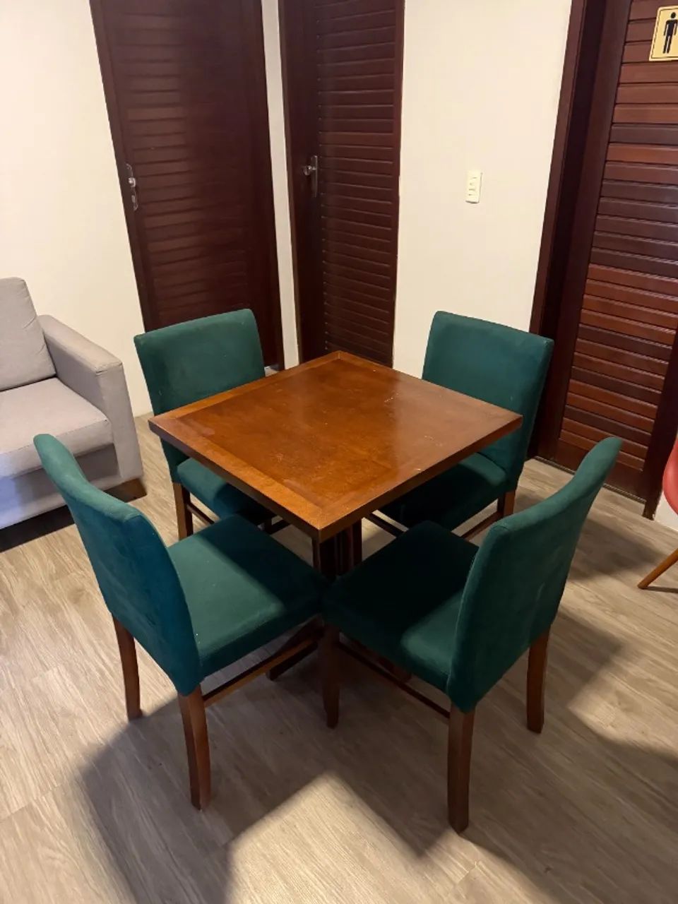 Mesas e cadeiras para comércio em geral - Foto 2