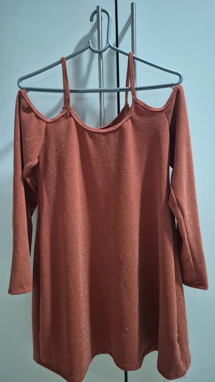 Vendo um Vestido