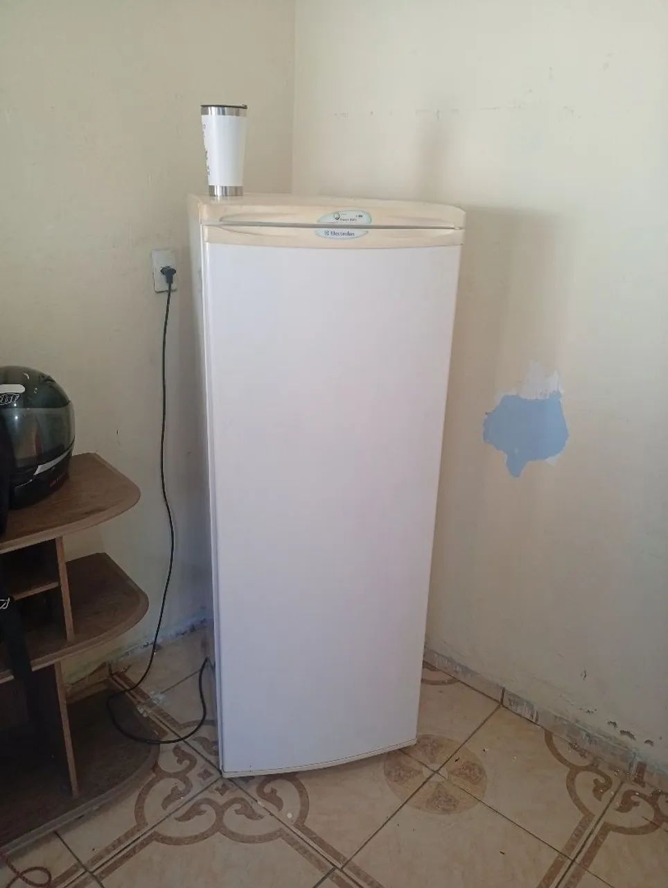 Freezer vertical Electrolux funcionando perfeitamente (127 volts)
