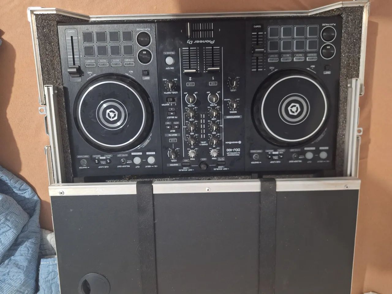 Controladora DDJ-400 com case de madeira - Foto 2