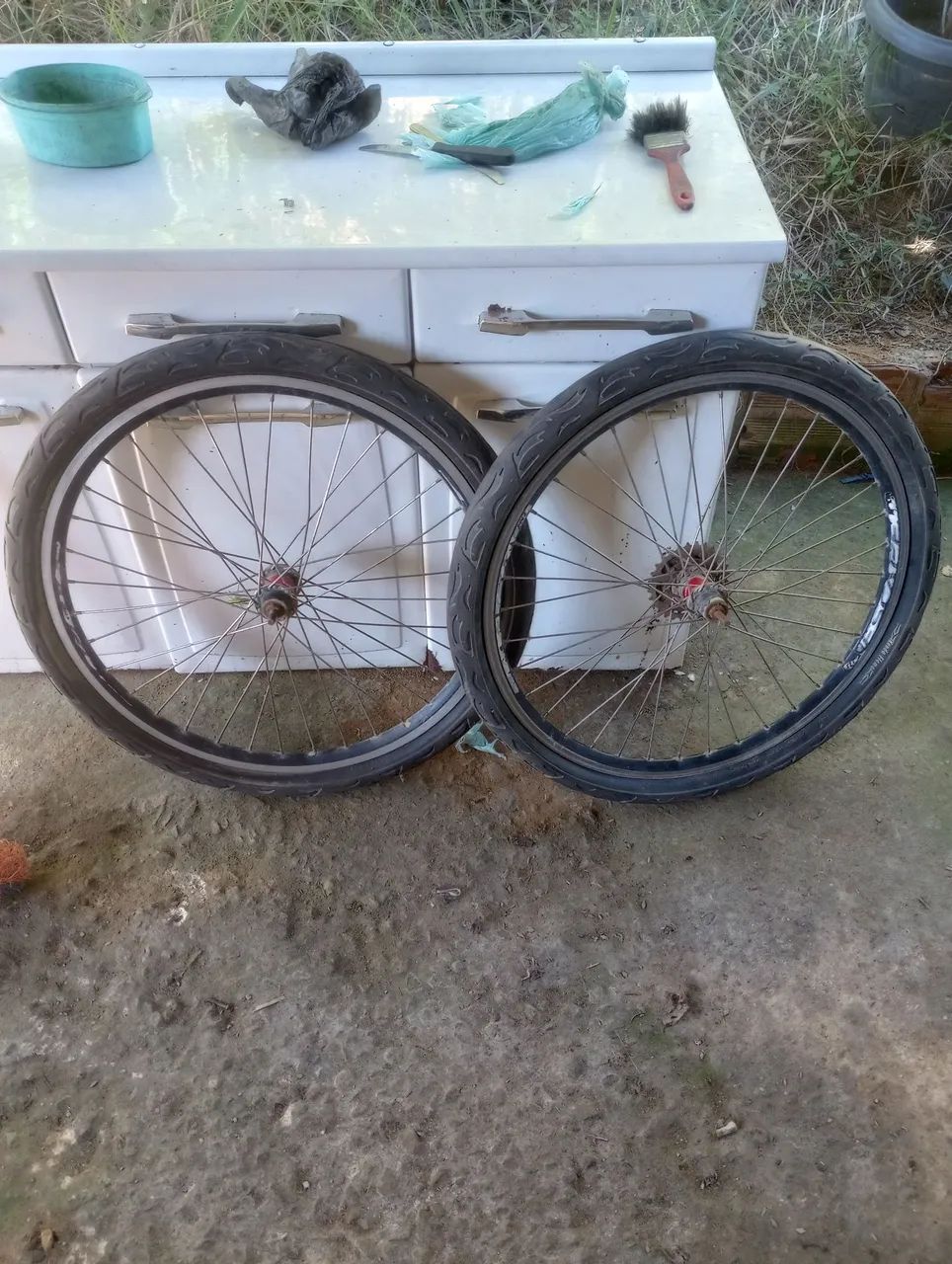 Aro 26 com pneus  - Foto 2