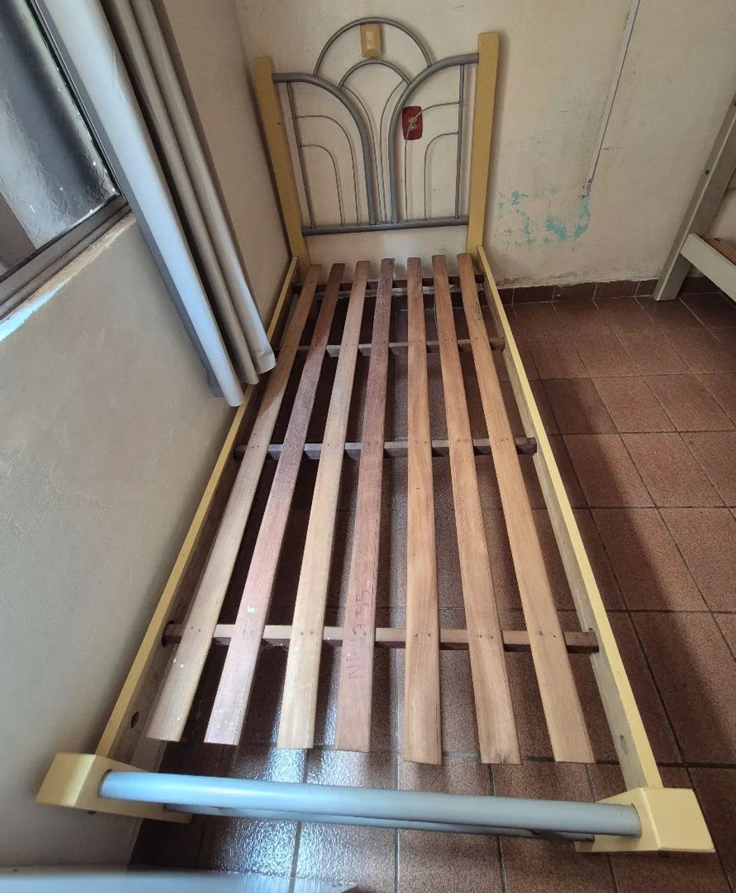 Cama de solteiro madeira - Foto 2