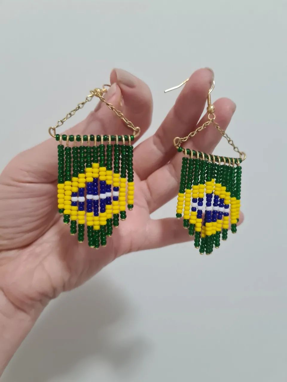 Vende-se 1 par de brincos da COPA 2026