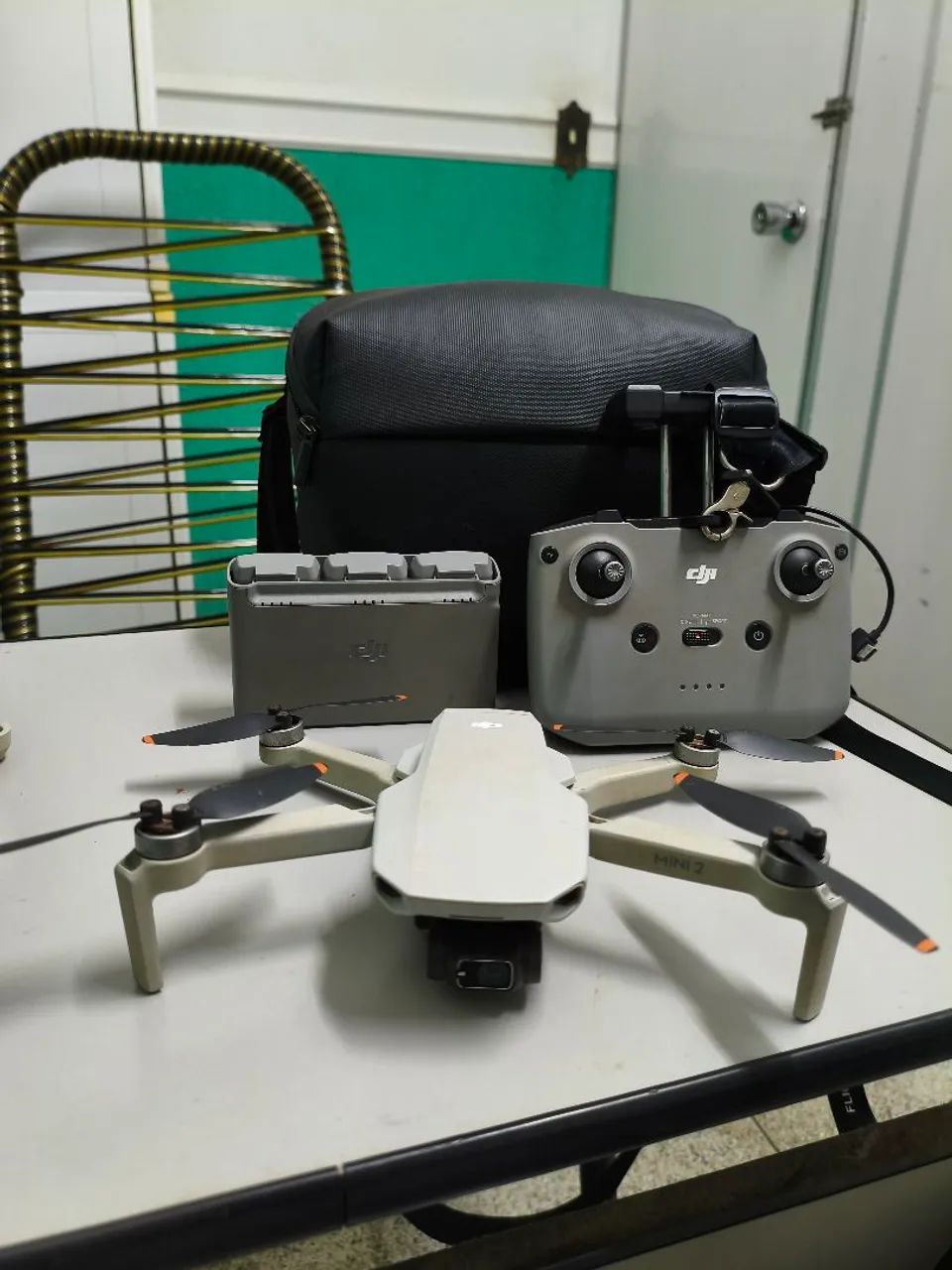 Drone DJI Mini 2 Fly More Combo - Foto 2