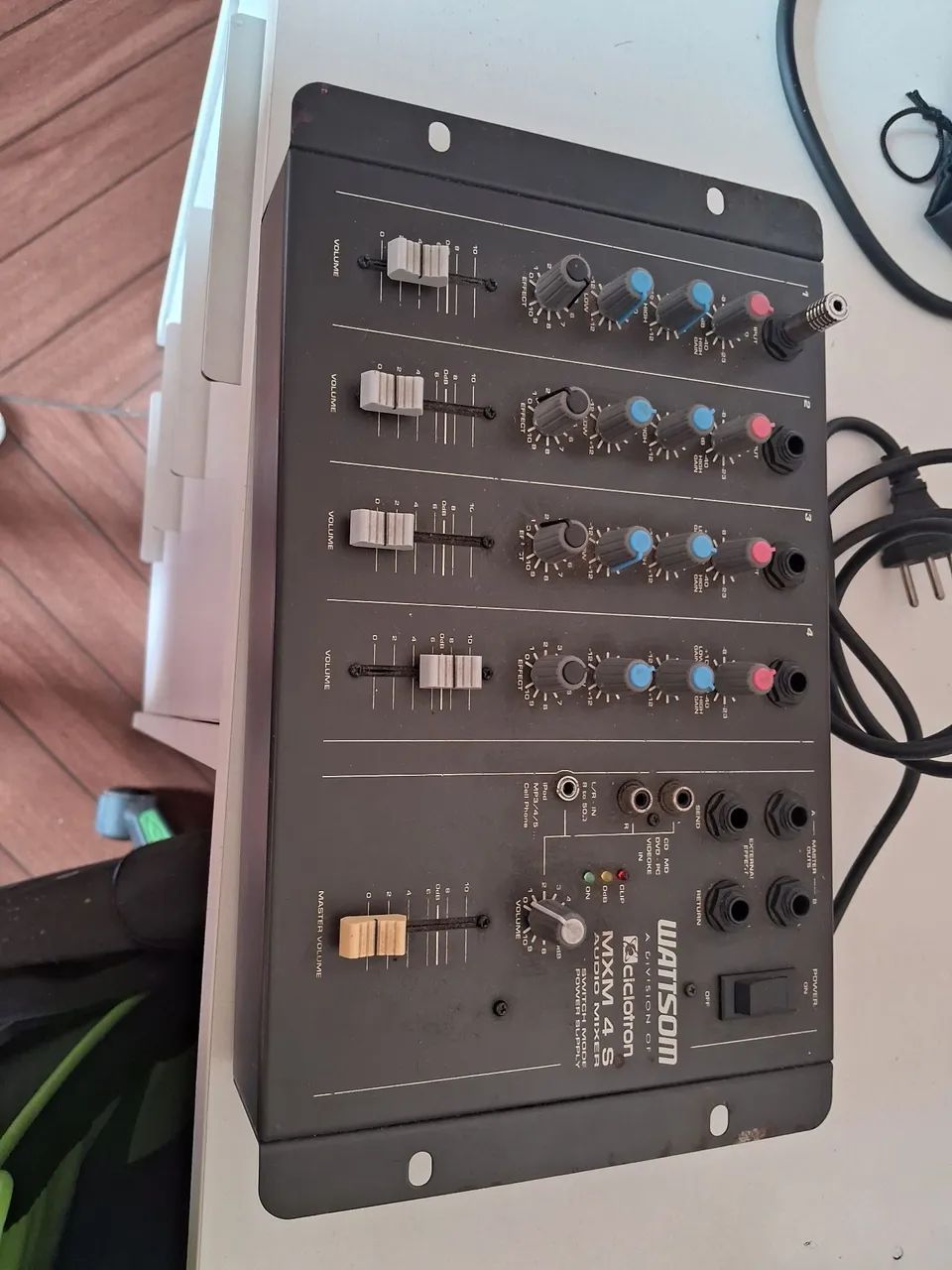 Mesa de som Ciclotron 
