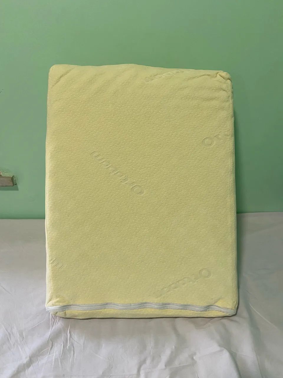 Encosto triangular para cama | ac. Cartão e entrego - Foto 3