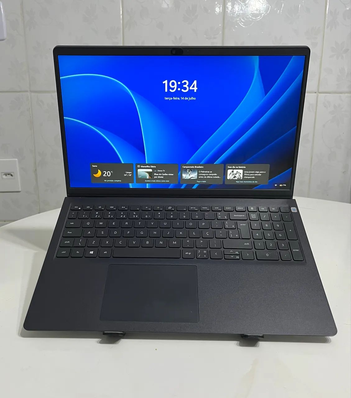 NOTEBOOK DELL RYZEN 7, 12GB RAM, PLACA VEGA 10, COM LEITOR DE