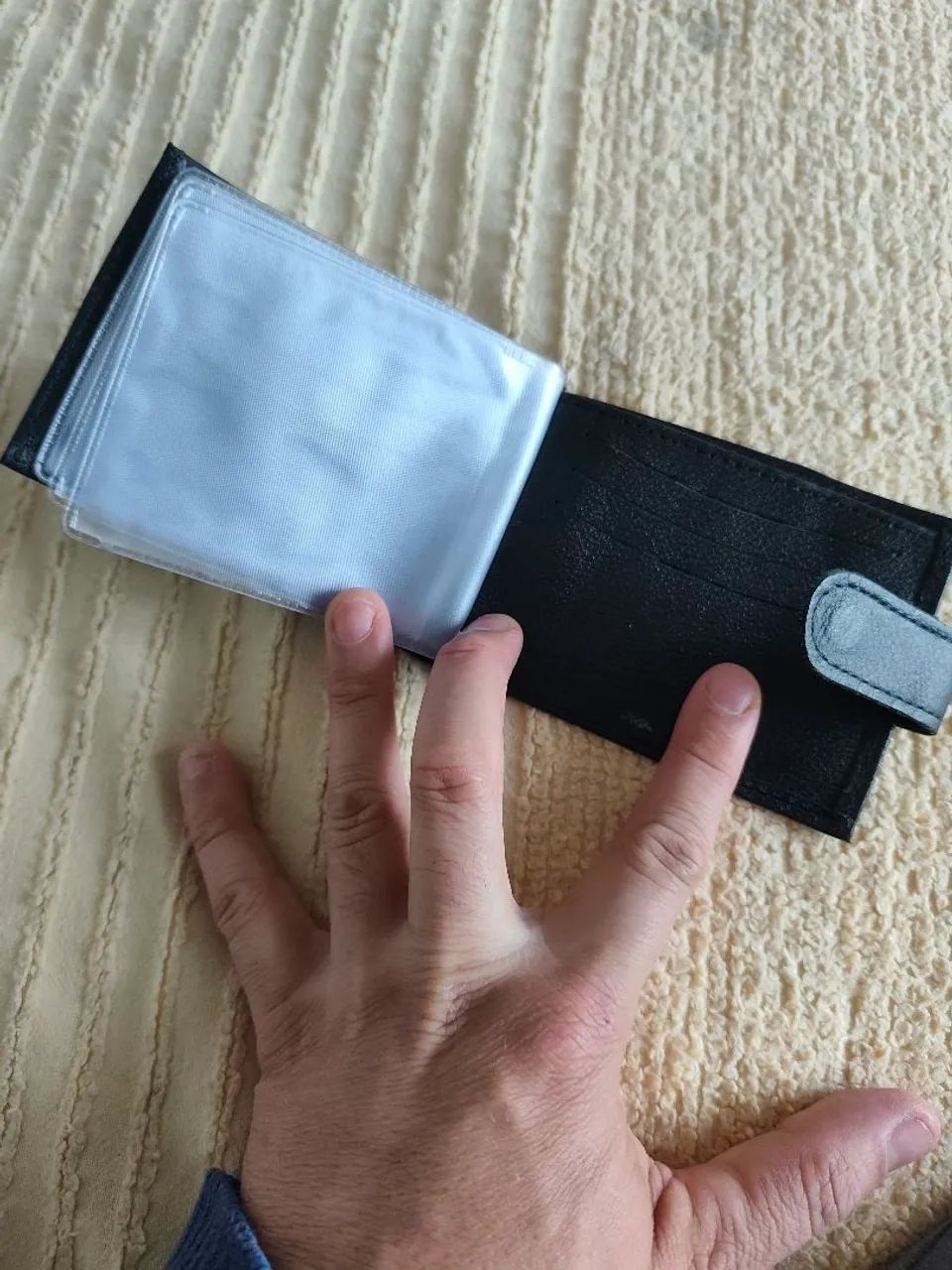 Carteira para documentos e cédula couro legítimo polo sul com sobras interna - Foto 2