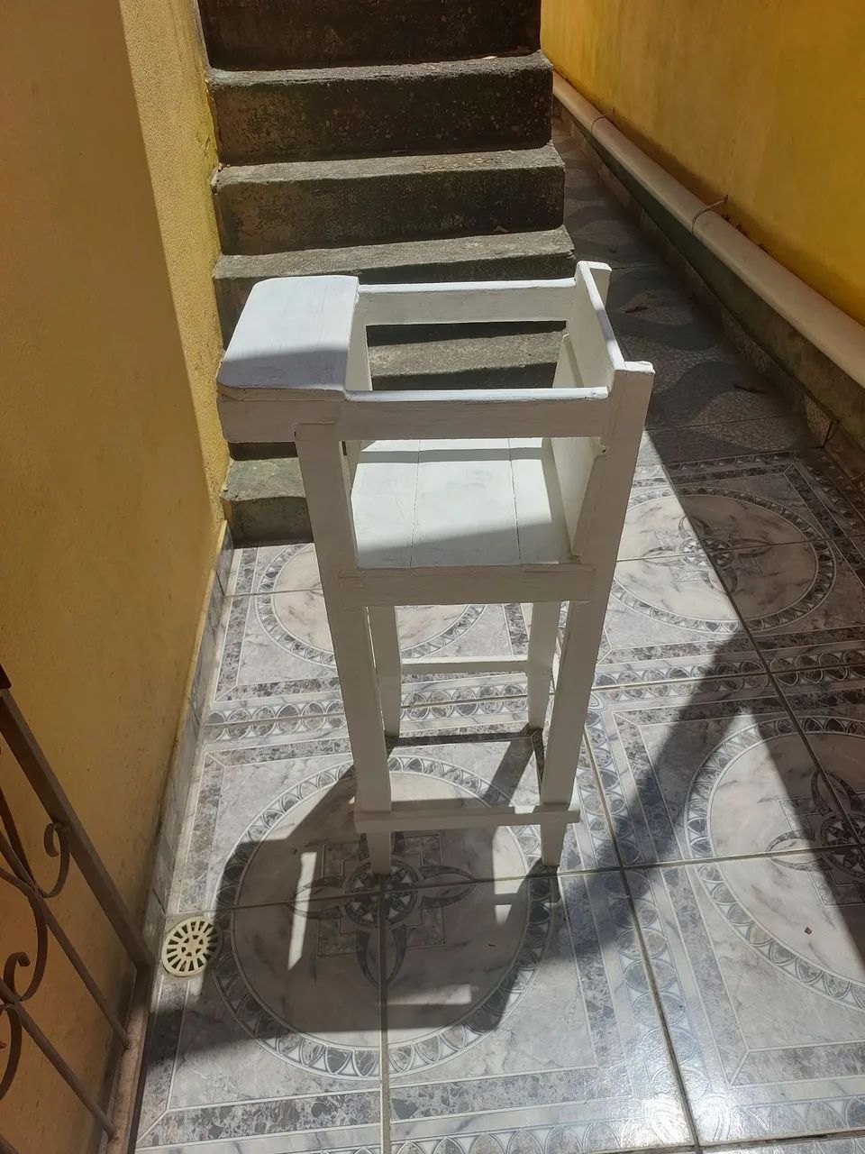 Cadeira de alimentação usada - Foto 2