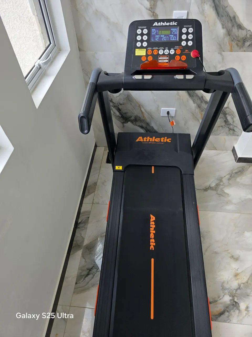 Esteira Athletic Semi Nova (Nova) - Foto 4