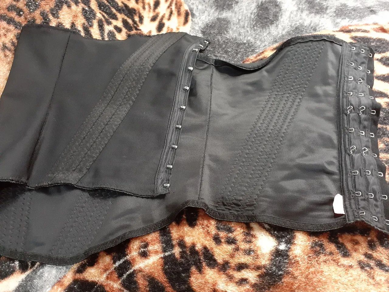 Cinta compressiva abdominal 