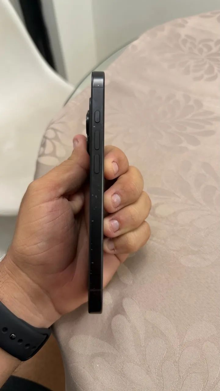 Iphone 16 pro 256 gb - Foto 5