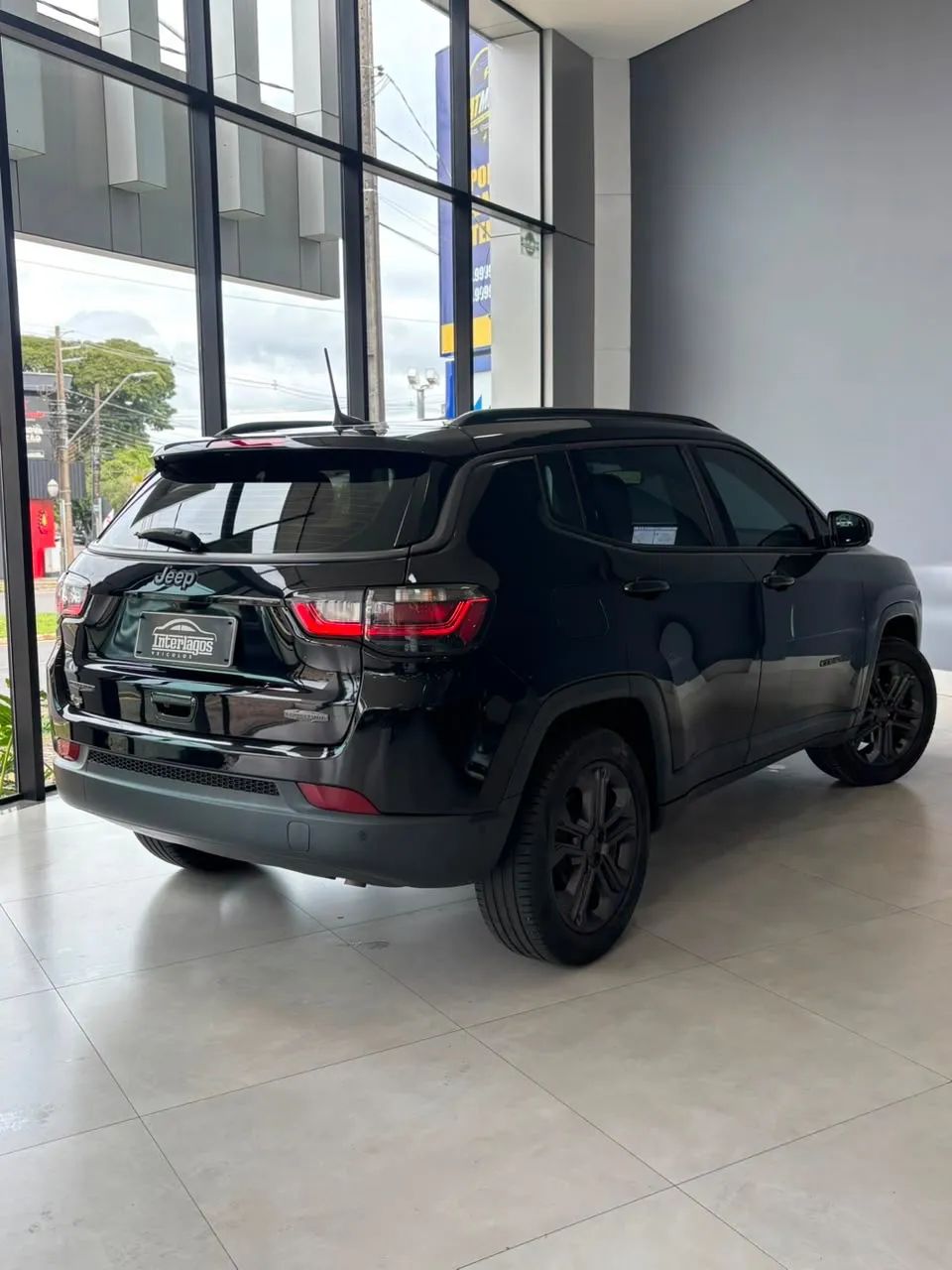 Jeep Compass Longitude Night Eagle 1.3 Flex 2025 - Foto 4