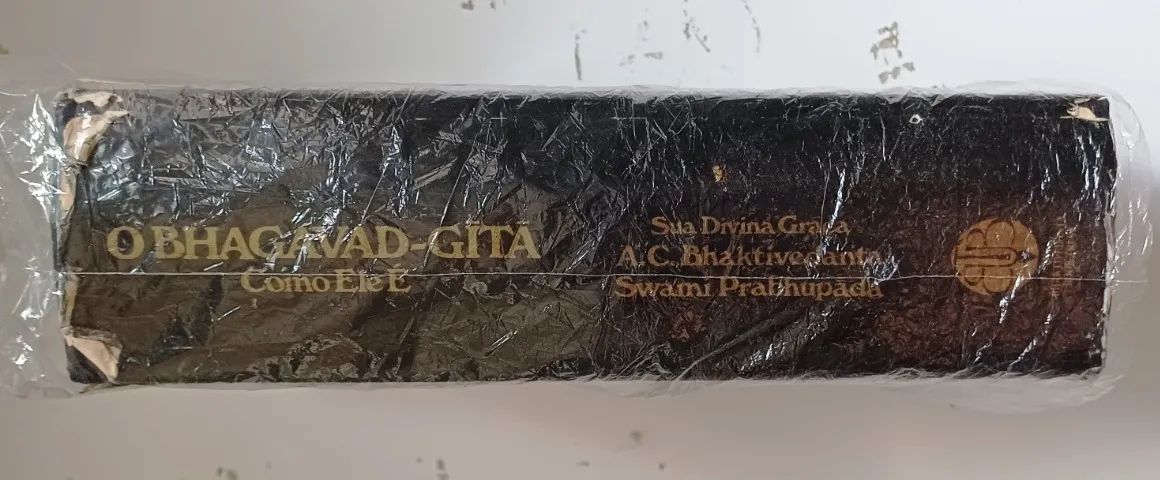 Bhagavad Gita é um texto sagrado hindu  - Foto 4