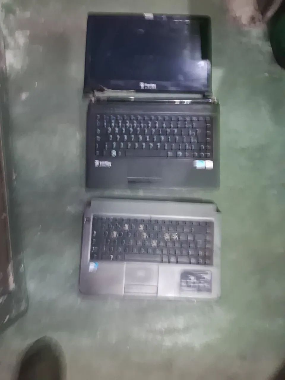 Vendo 2 base de notebook  e 1 tela R$299 - Foto 2