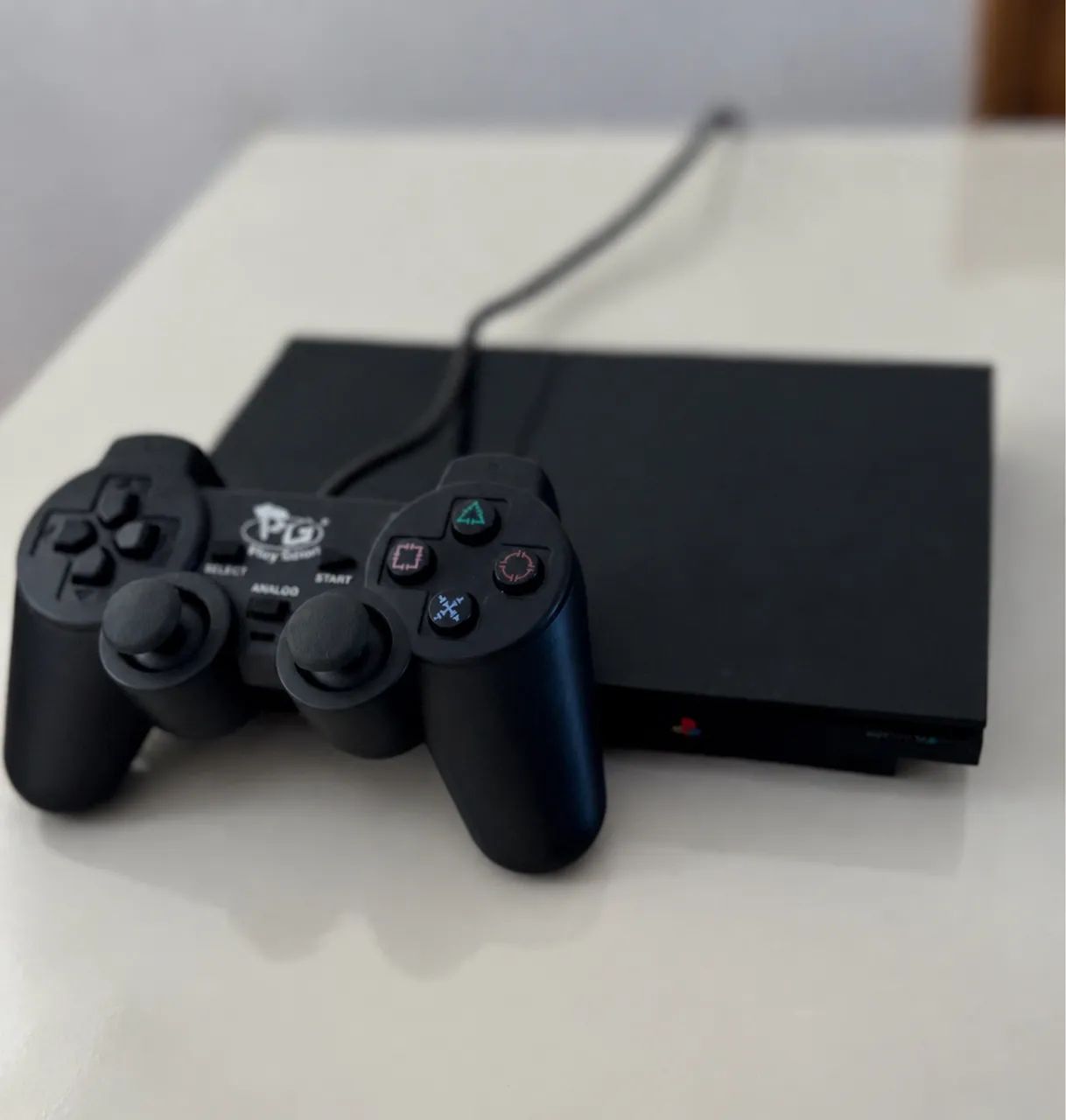Play 2 com 1 controle 