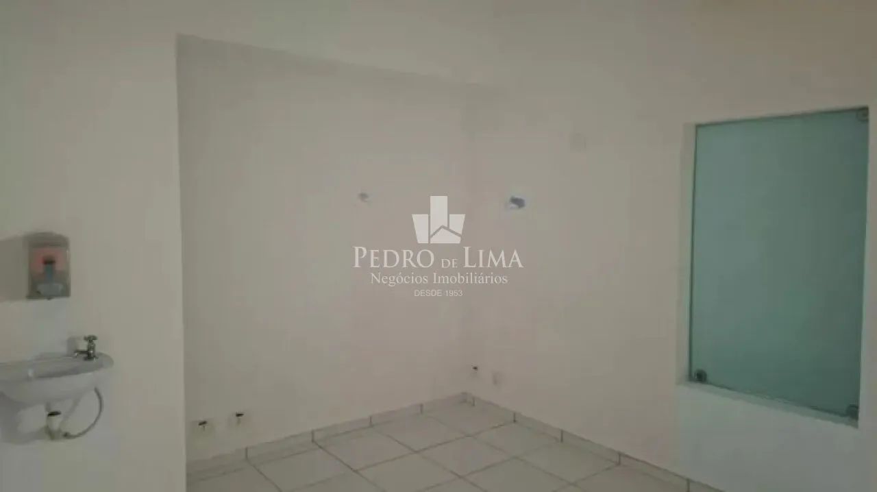 Prédio Comercial com 10 salas 8 banheiros próximo ao metrô Tatuapé - Foto 5