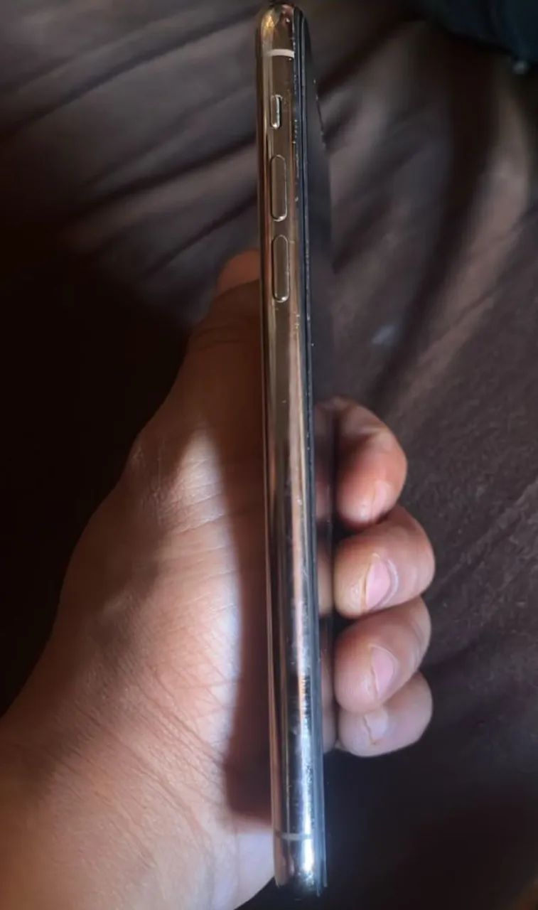 iPhone 11 pro Max 67% bateria  - Foto 4