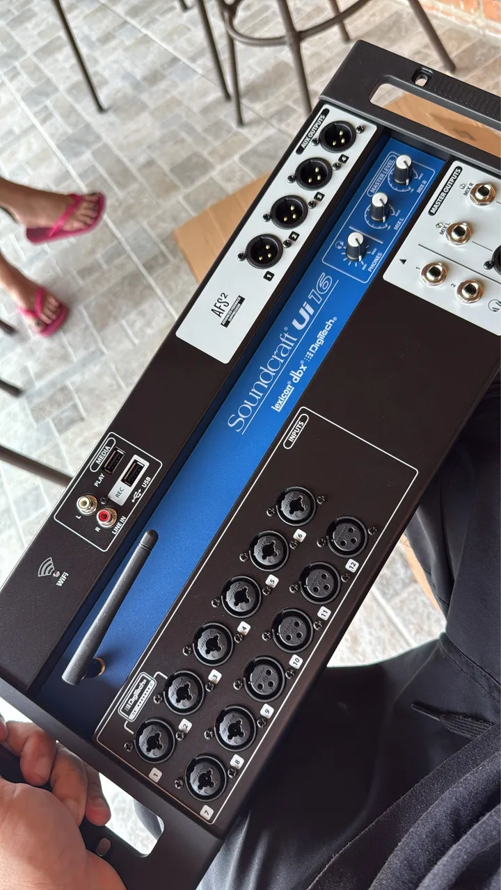 soundcraft ui 16