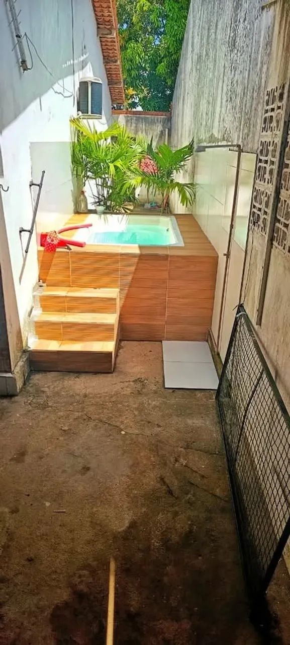 Casa para alugar com piscina no Heitel santiago