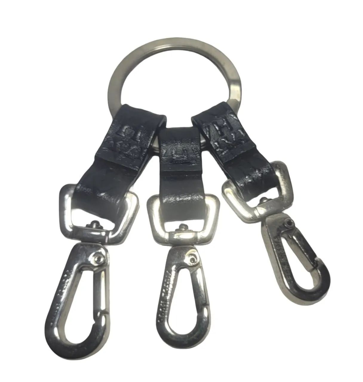 Chaveiro 3 pontos Victor Hugo preto 