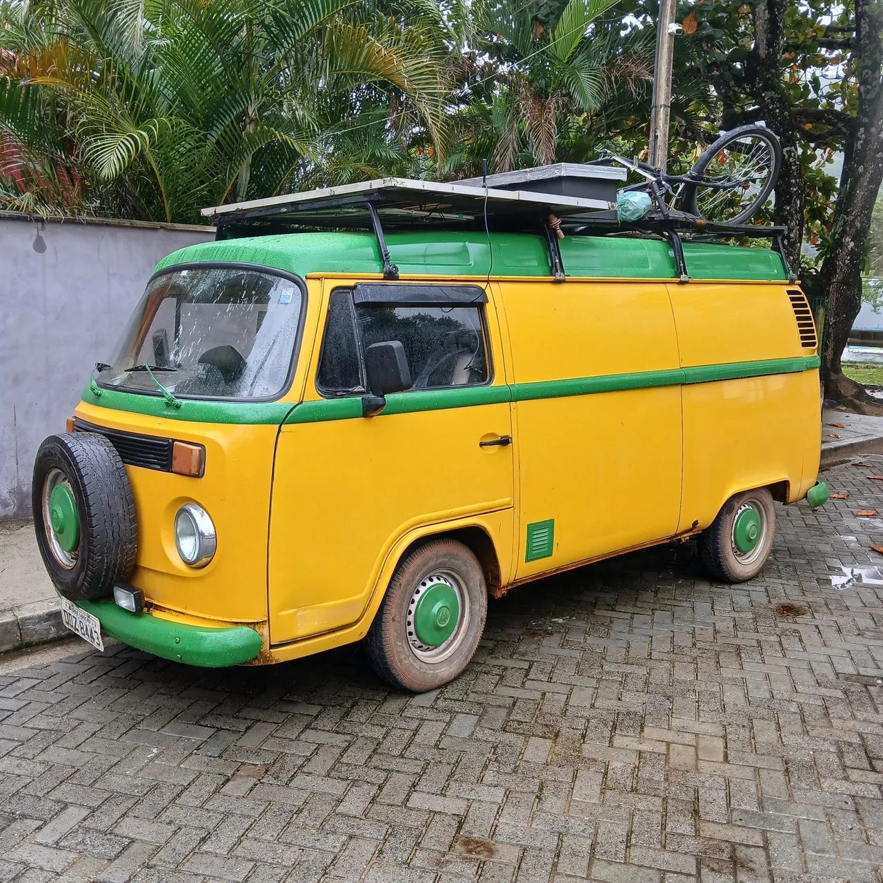 Volkswagen Kombi Furgão 2002