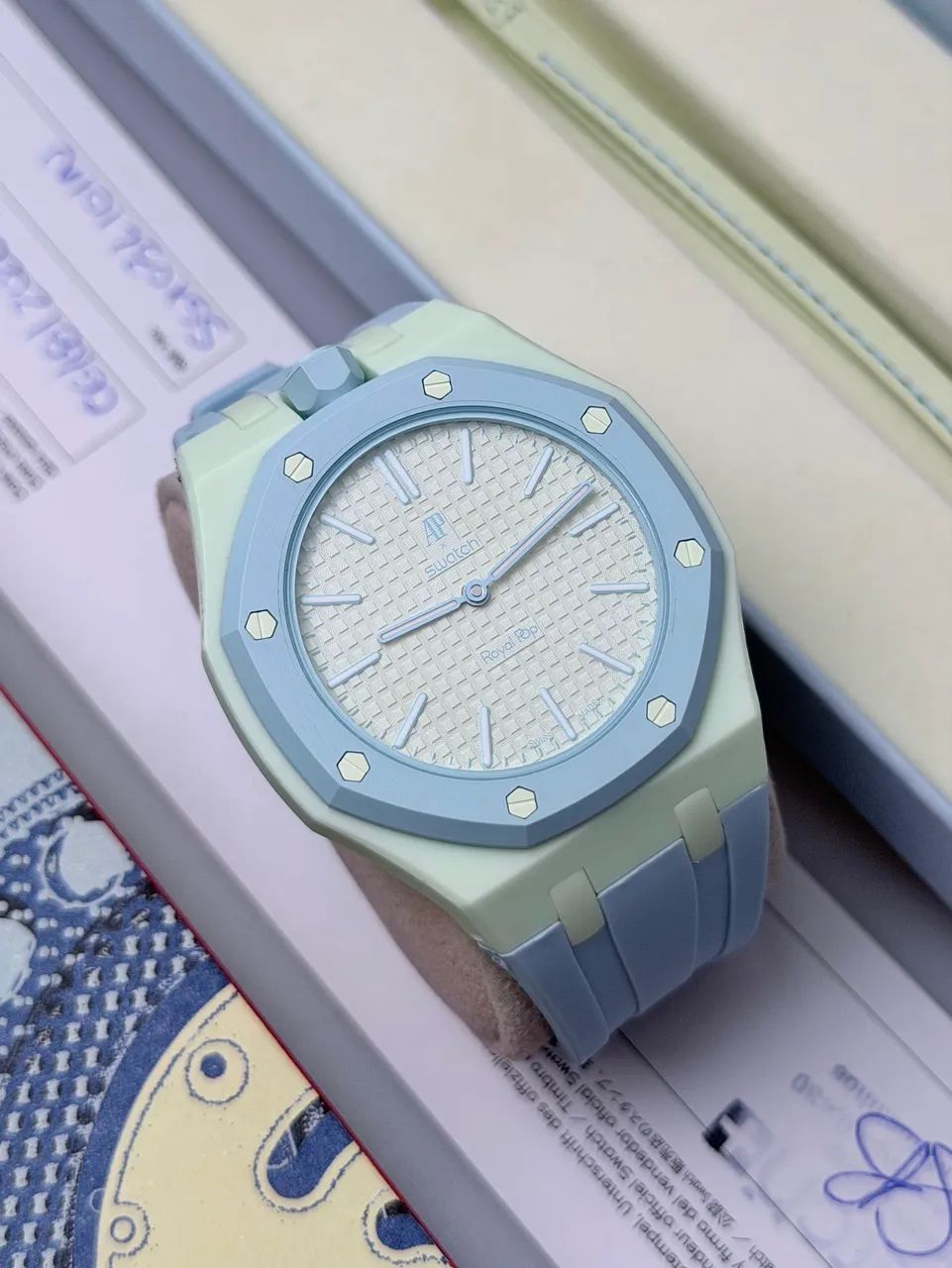 Audemars Piguet X Swatch / Royal Pop  - Foto 2