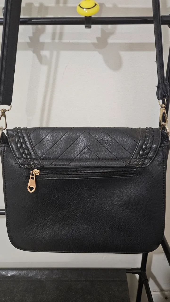 bolsa transversal matelassê preta - Foto 2
