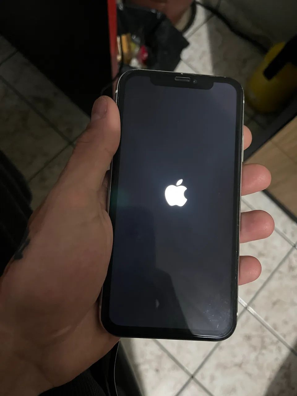 iPhone XR Branco 64GB - Foto 5