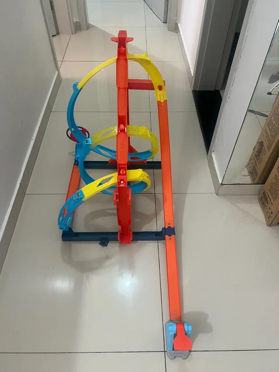 Hot Wheels Track Builder Unlimited Corkscrew Twist Kit . - Foto 4