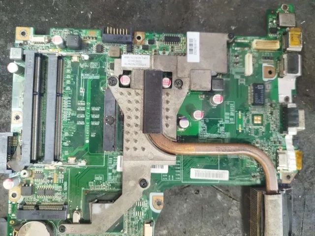 Placa mãe Notebook 71r-a14hv6-t840 funcionando - Foto 3