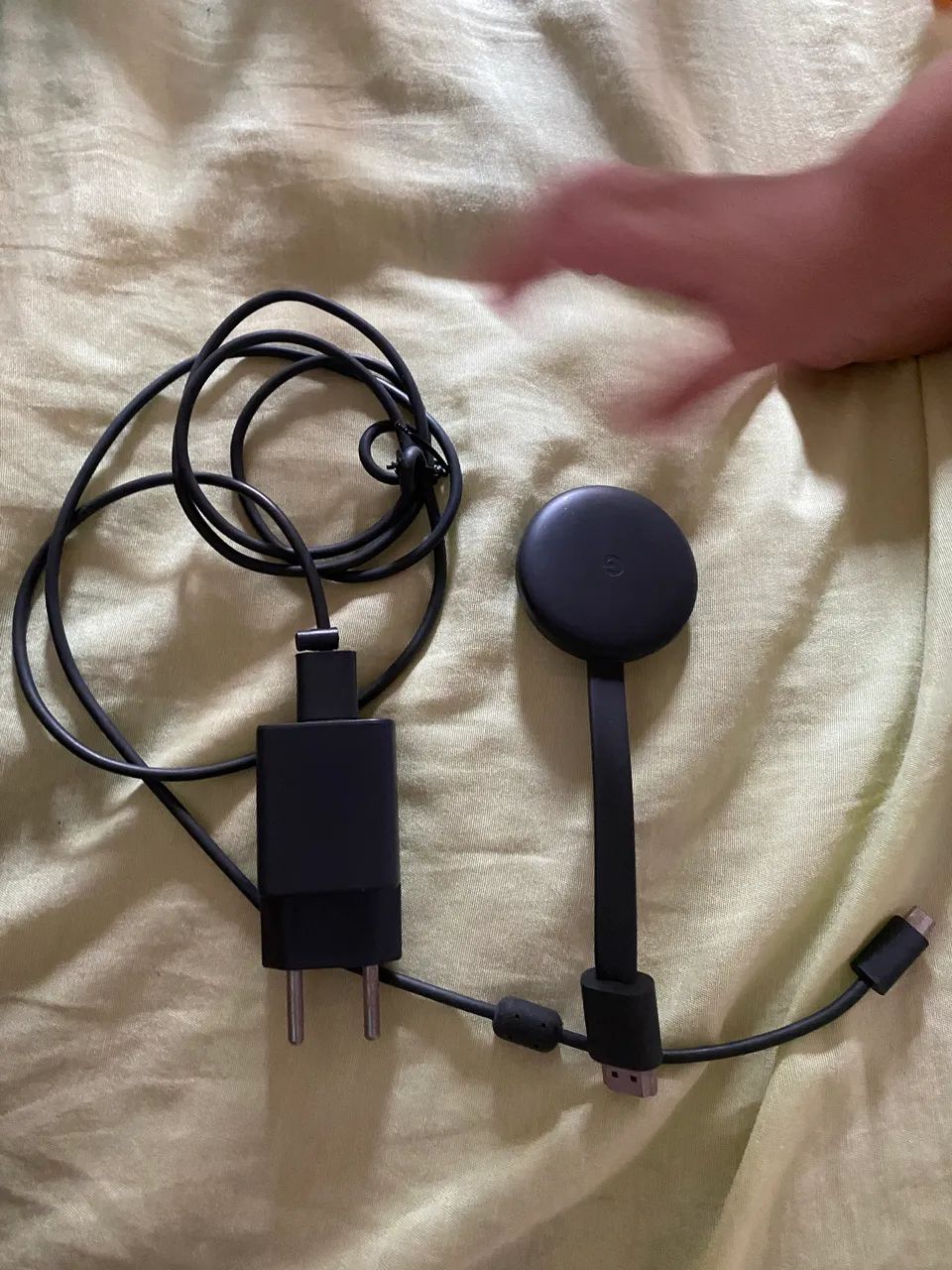 Vendo chomecast pouco usado