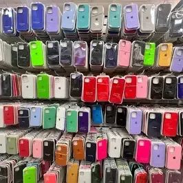 Kit com 96 capas de celular sortidas 