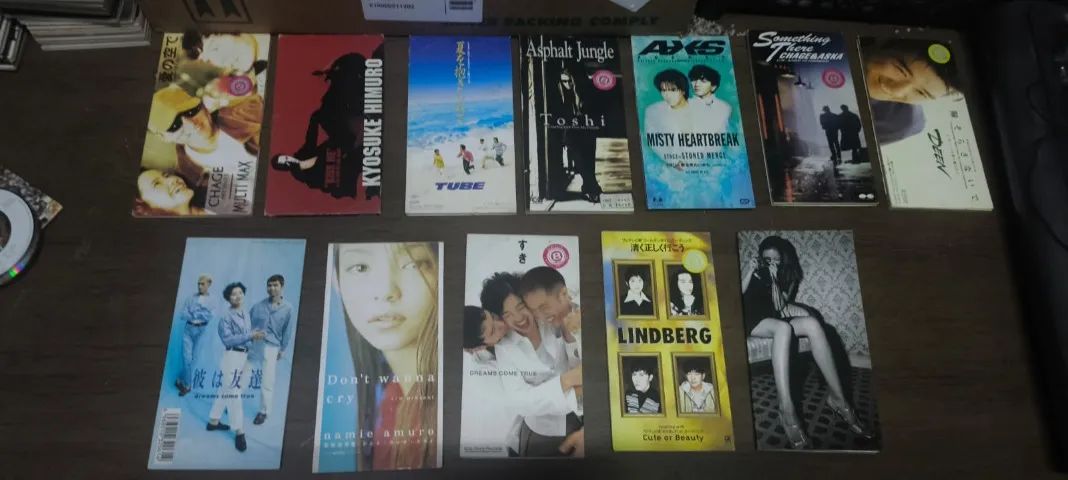 itens de colecionador - 70 mini Disc Singles Japoneses - Foto 5