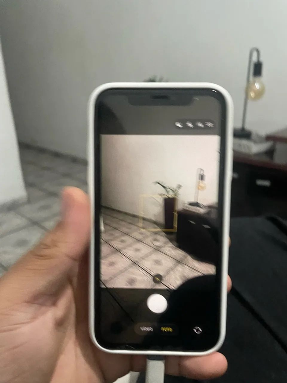 iPhone 11 RED 128 gigas tudo ok - Foto 3